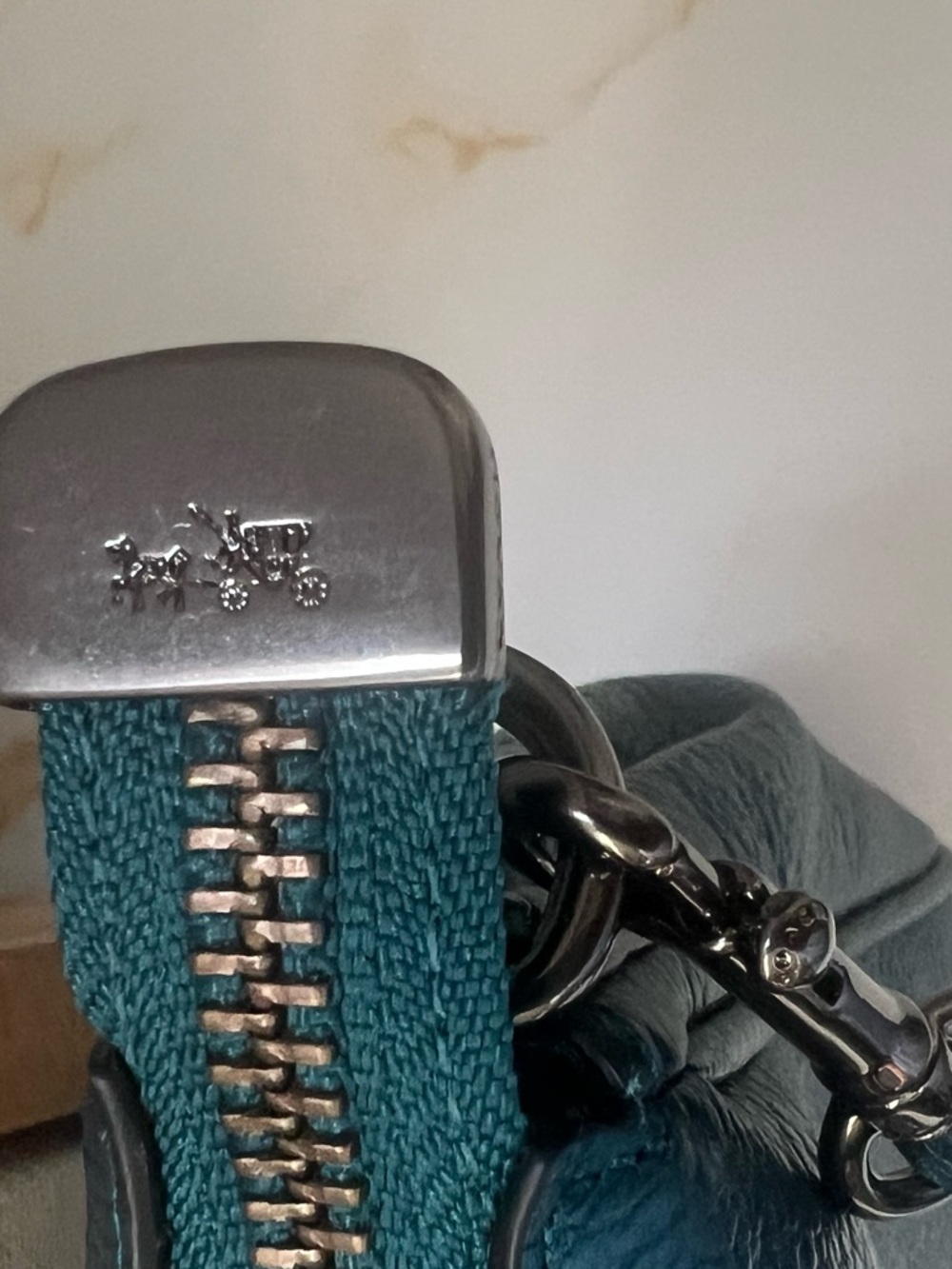 Coach Carrie metallic purse - Picture 5 of 15